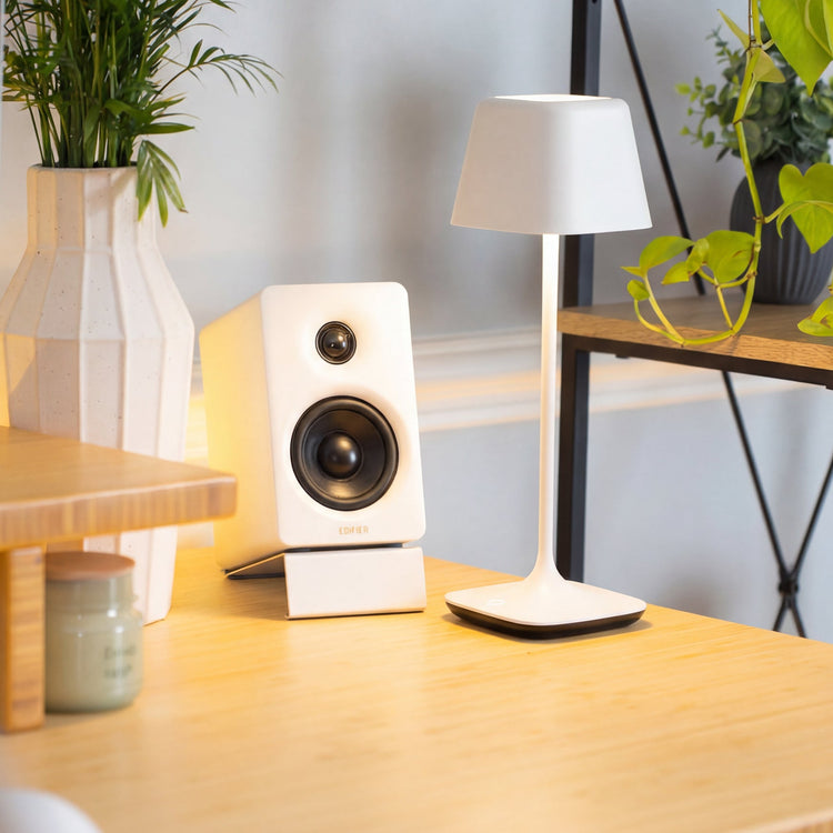 Desky Cube Cordless Desk Lamp
