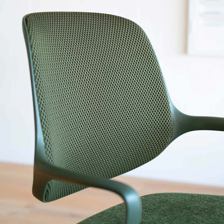 Chaise de bureau ergonomique Ă dossier bas Desky Evoque