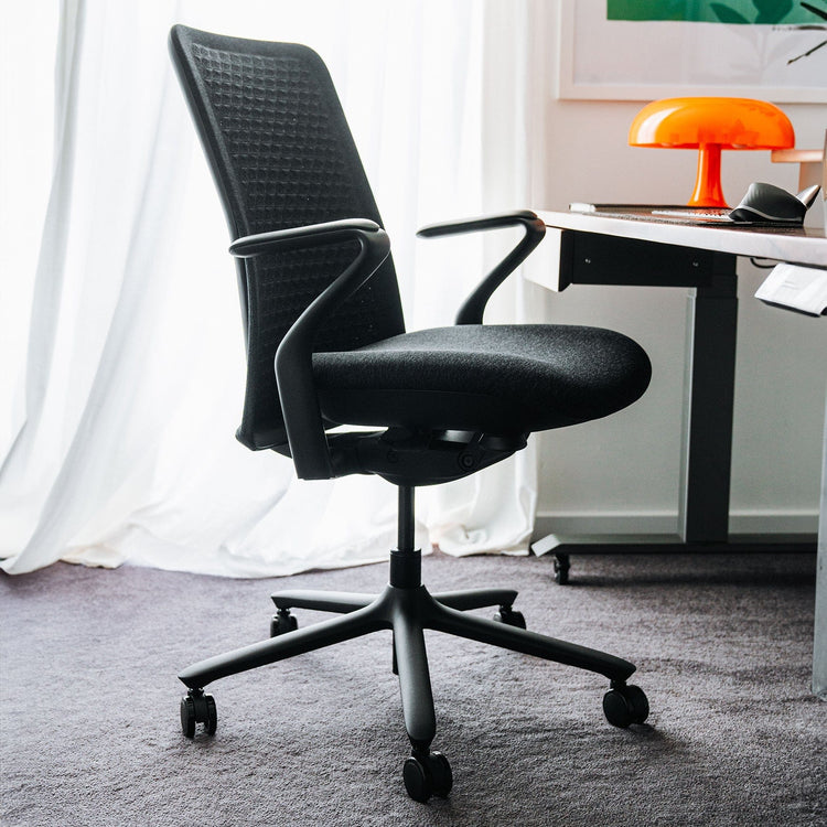 Desky Pro ergonomischer Bürostuhl aus Mesh