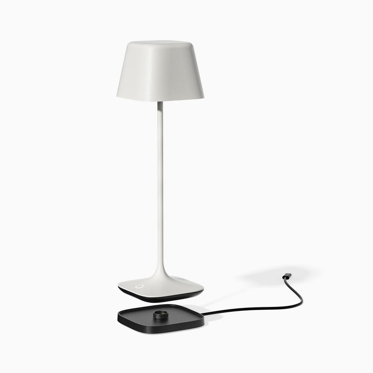 Desky Cube Cordless Desk Lamp