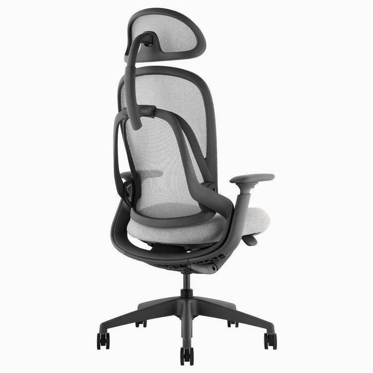 Ergonomiczny fotel biurowy Desky Pivot w kolorze szarym z zagłówkiem, widok z tyłu pod kątem