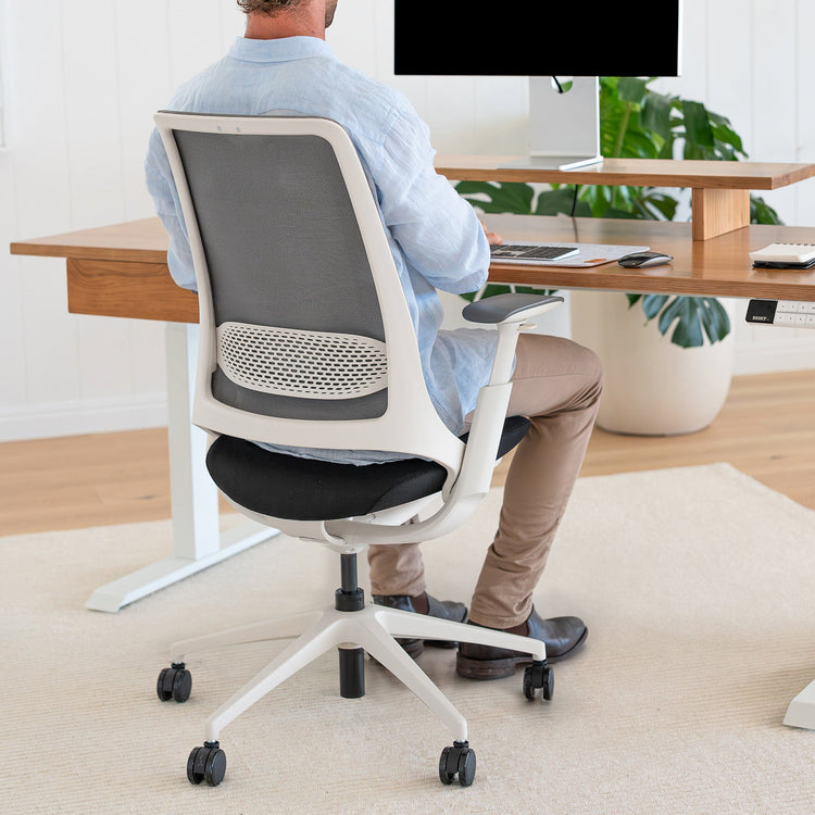 Ergonomiczne krzesło biurowe Desky Pulse