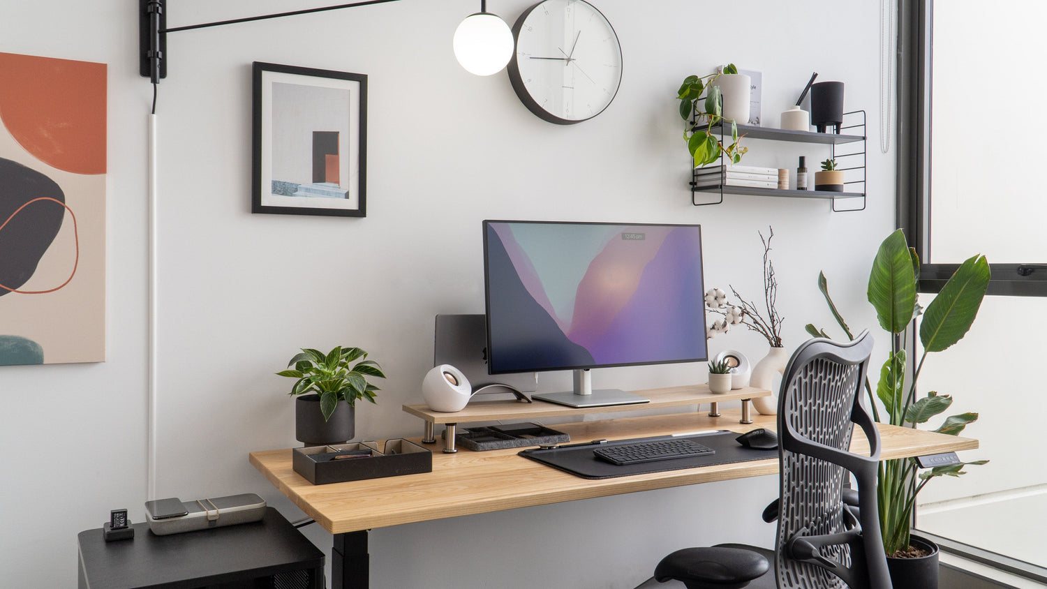 Fixed Office Desks
