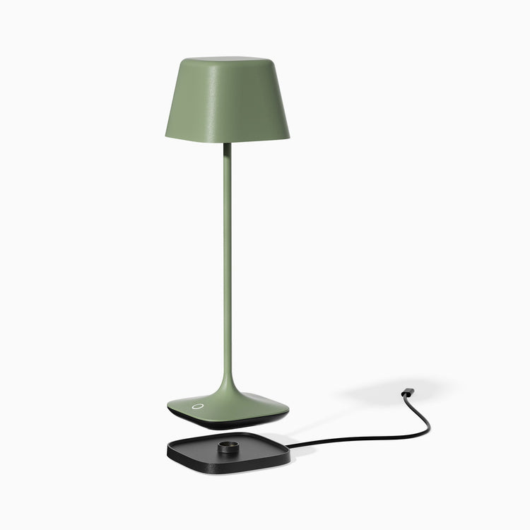 Desky Cube Cordless Desk Lamp