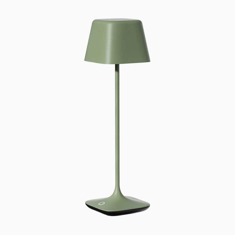 Desky Cube Cordless Desk Lamp