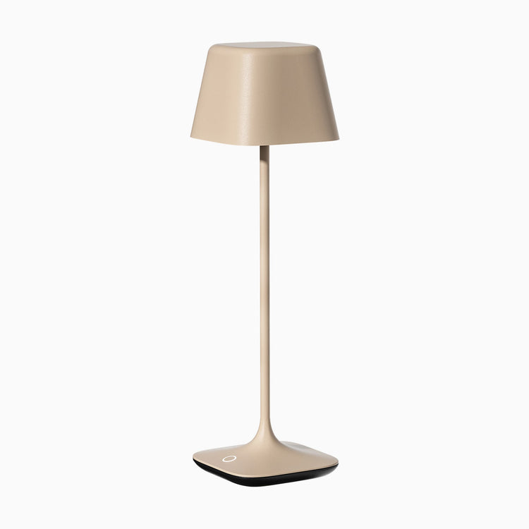 Desky Cube Cordless Desk Lamp