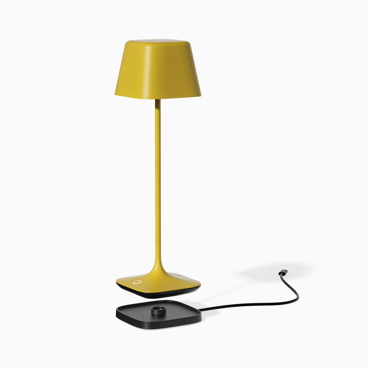 Desky Cube Cordless Desk Lamp