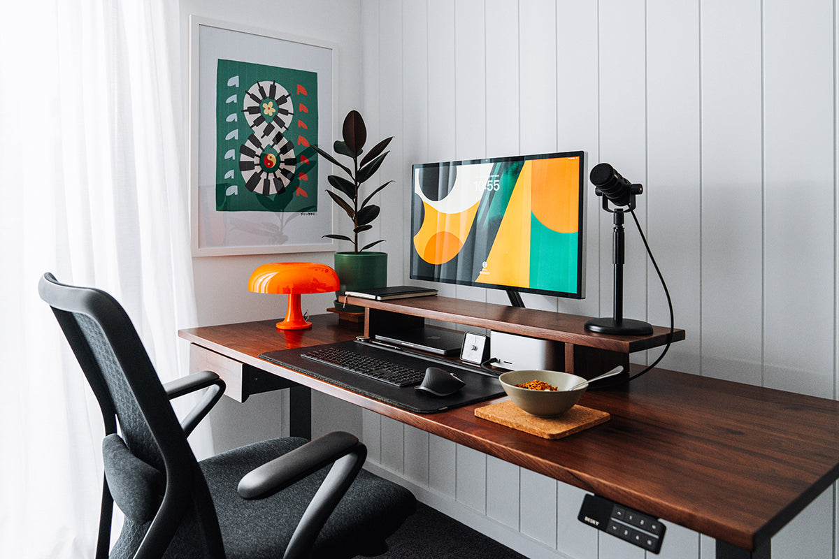 The Standing Desk Europe Loves - Desky