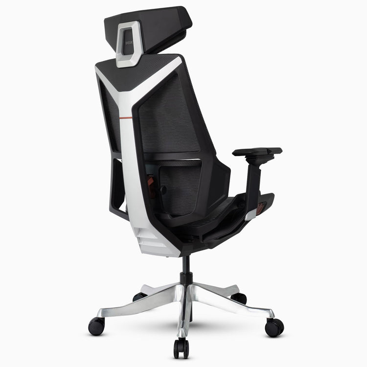 Desky Vanguard Gaming Chair