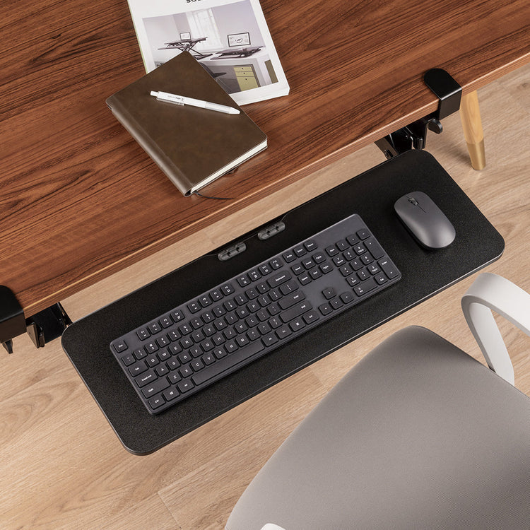 Travaillez de manière ergonomique avec un support clavier